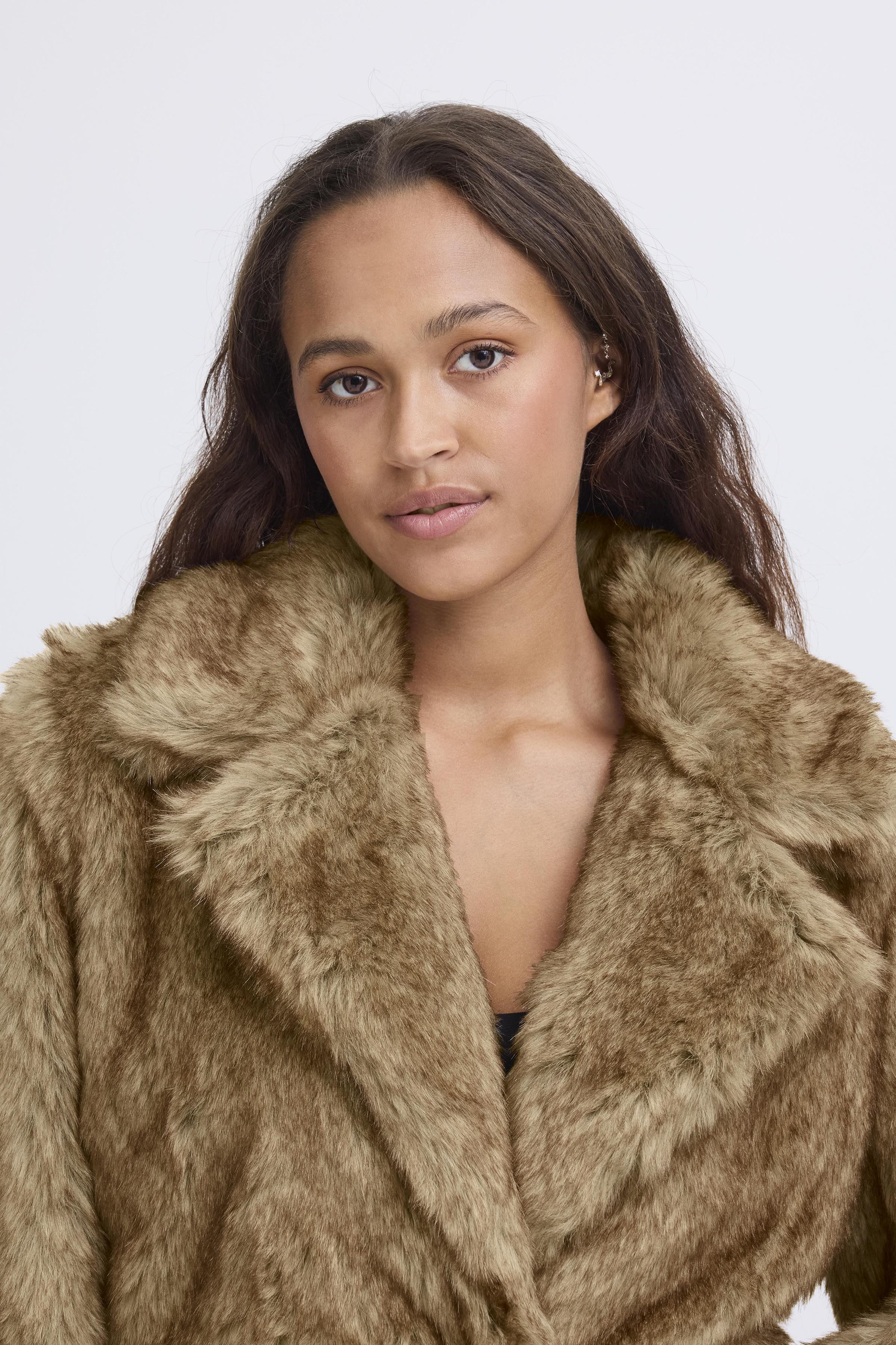 Outerwear – Lee & Me Boutique
