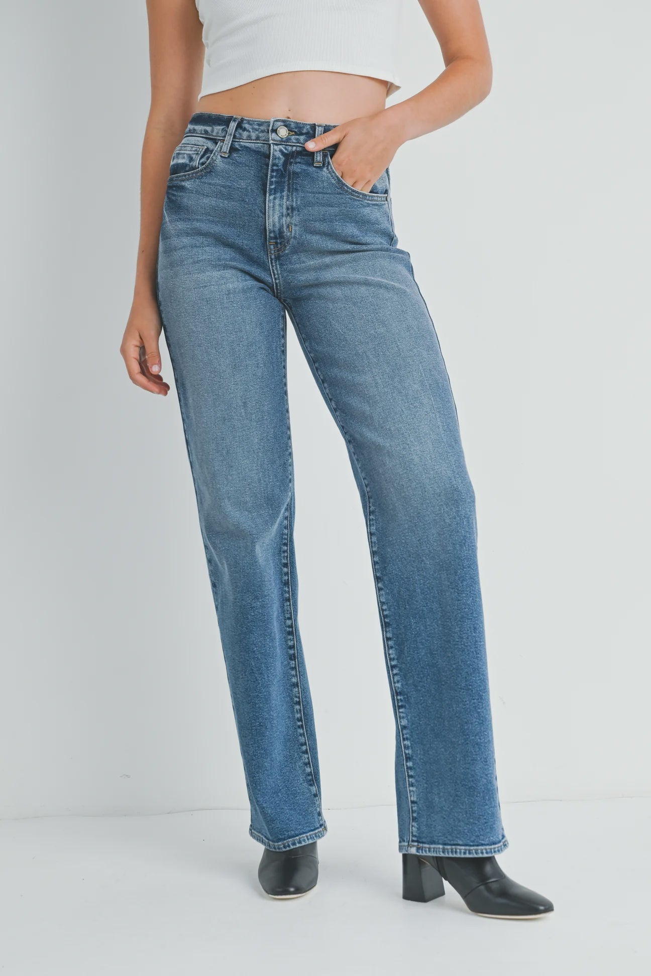 Lee & me Boutique the best denim jeans in #HAMONT