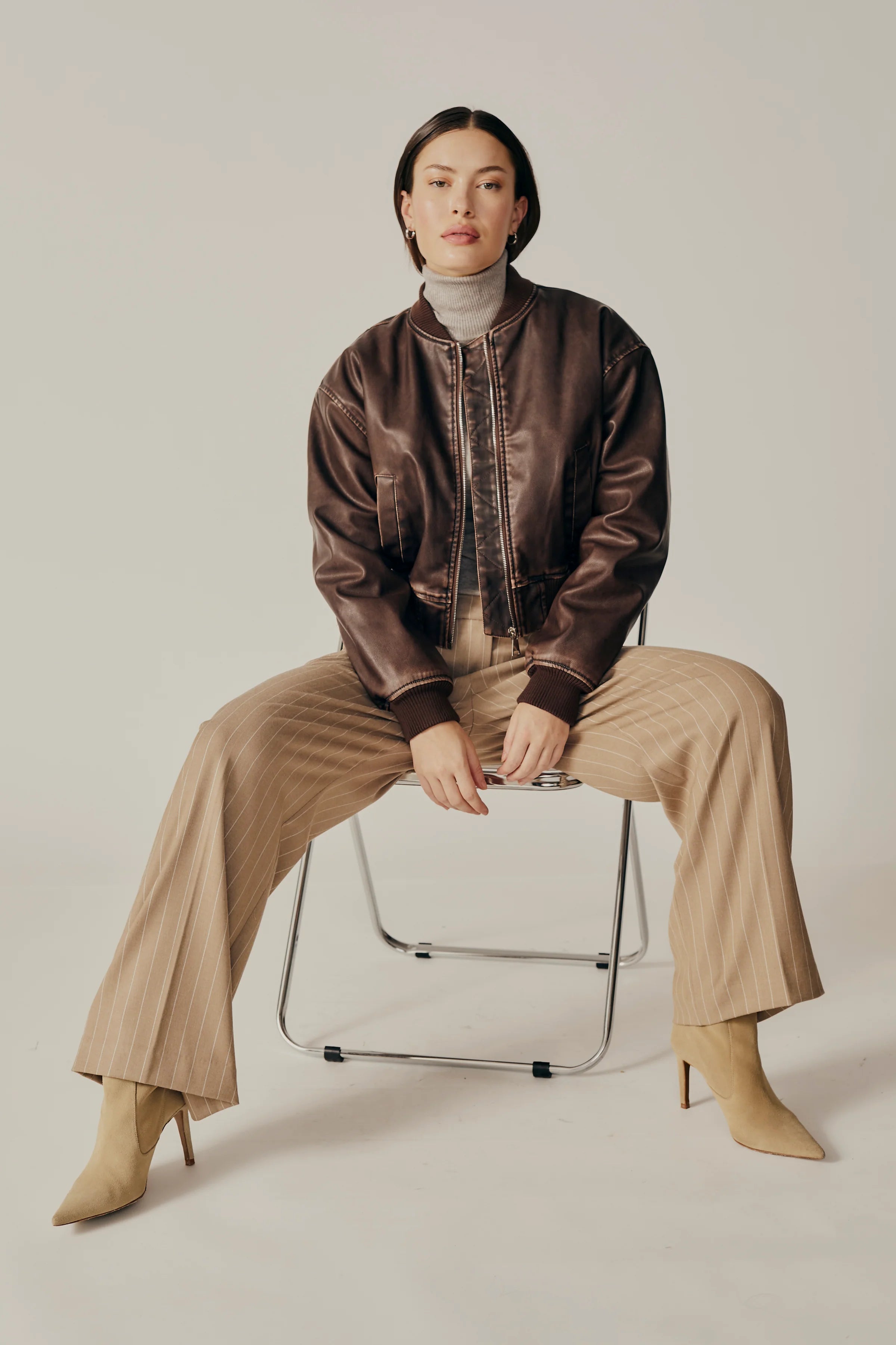 Women’s Fall Fashion 2024 Brown Leather Bomber