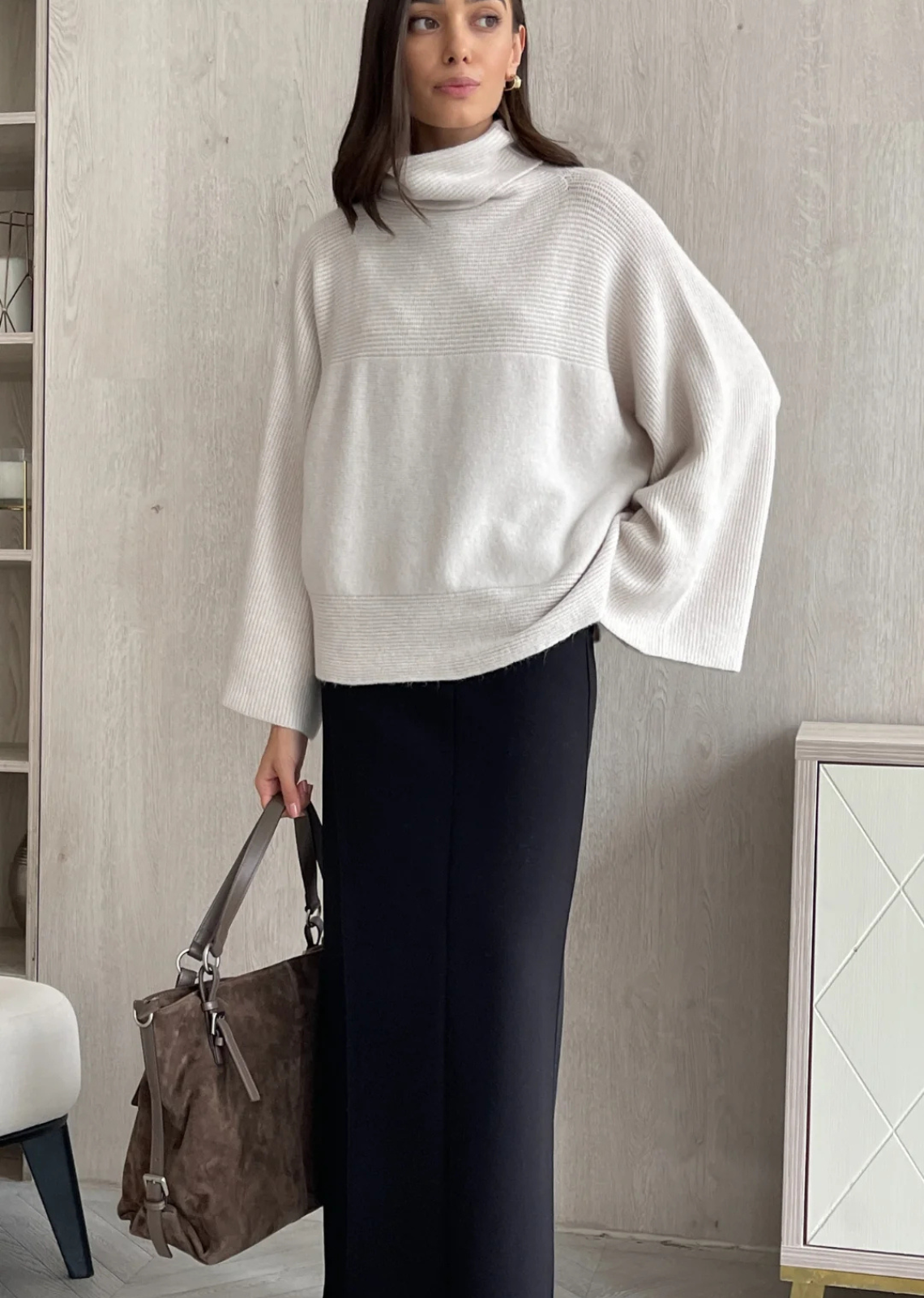 Cream Ribbed sweater wide sleeve