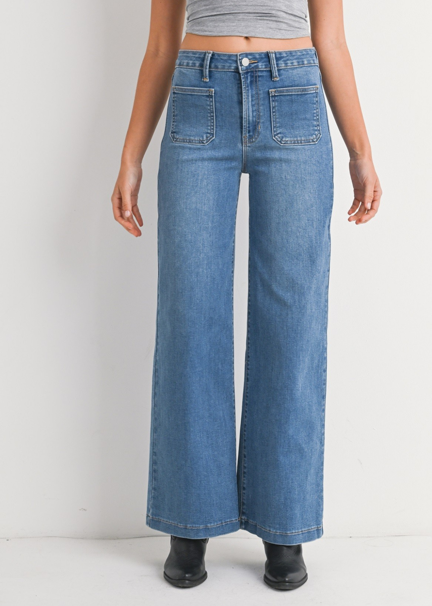 The-Mini-Patch-Pocket-Jean.png