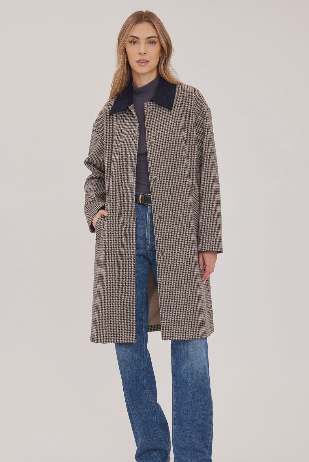 Millie relaxed-fit coat in brushed herringbone fabric, featuring a contrast corduroy collar, welt pockets, a back vent, and a fully lined interior.