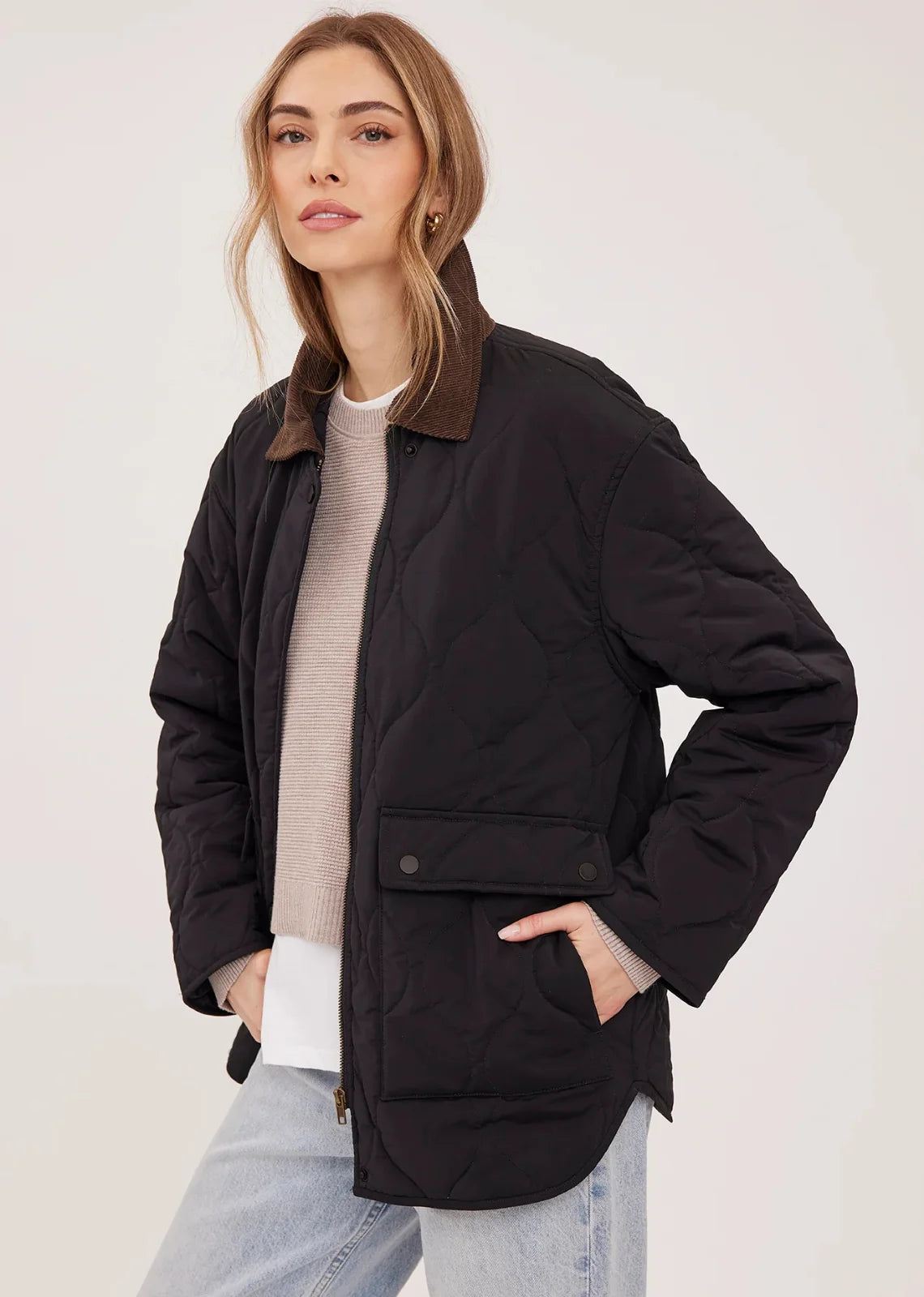 Felix relaxed-fit quilted jacket in brushed nylon, featuring a contrast corduroy collar and dual-entry pockets.