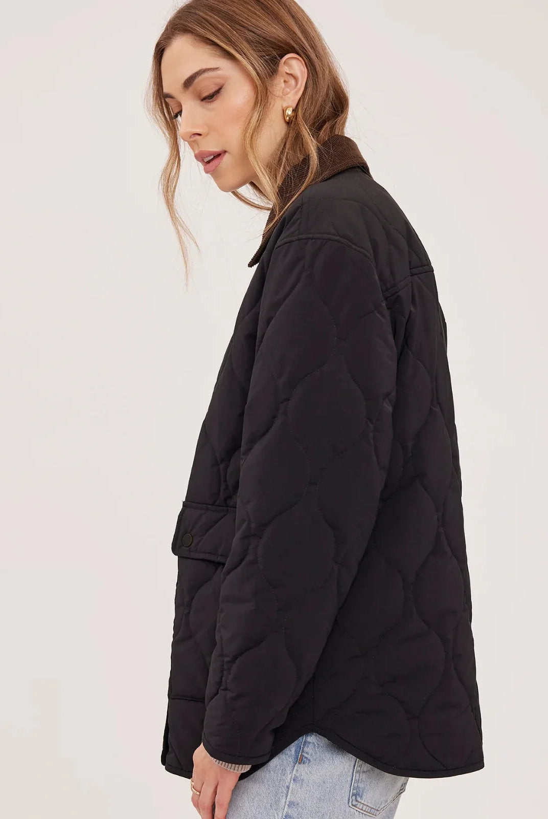 Felix relaxed-fit quilted jacket in brushed nylon, featuring a contrast corduroy collar and dual-entry pockets.