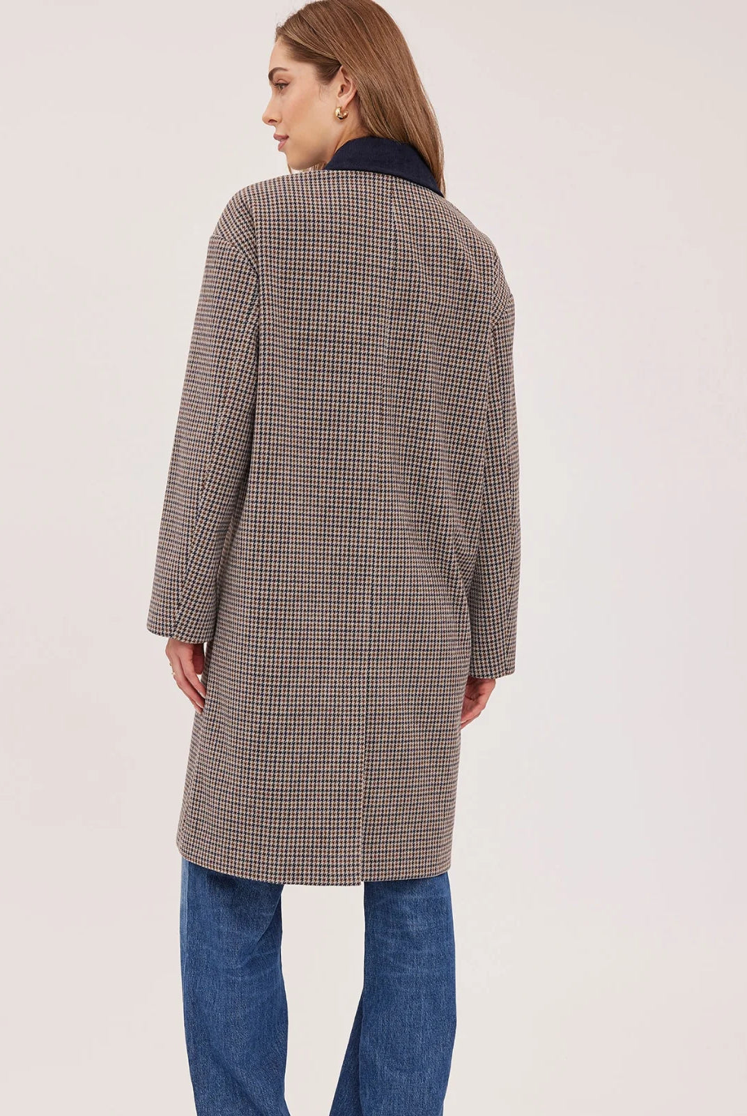 Millie relaxed-fit coat in brushed herringbone fabric, featuring a contrast corduroy collar, welt pockets, a back vent, and a fully lined interior.