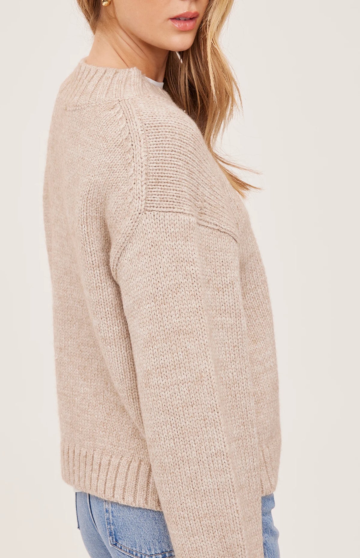 Tova sweater in a soft heathered knit with an oversized crew neckline, relaxed fit, and perfectly cropped length. Available in Heather Pebble and Heather Skyline.