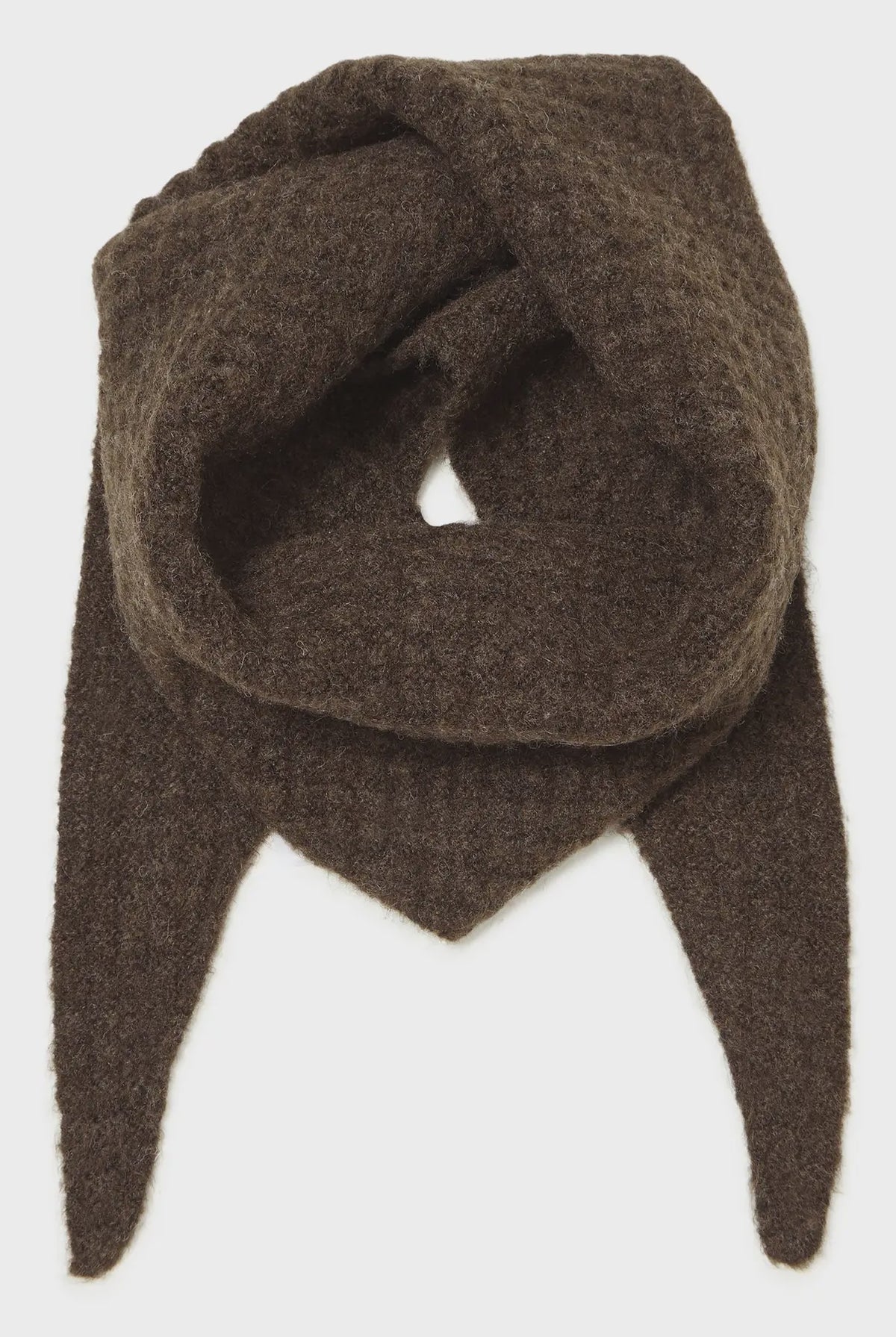 ICHI IAFOLTHEA Scarf in Coffee Bean brown, crafted from soft polyester fabric with a comfortable feel and versatile design for everyday wear.