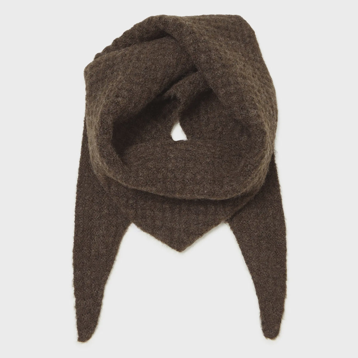 ICHI IAFOLTHEA Scarf in Coffee Bean brown, crafted from soft polyester fabric with a comfortable feel and versatile design for everyday wear.
