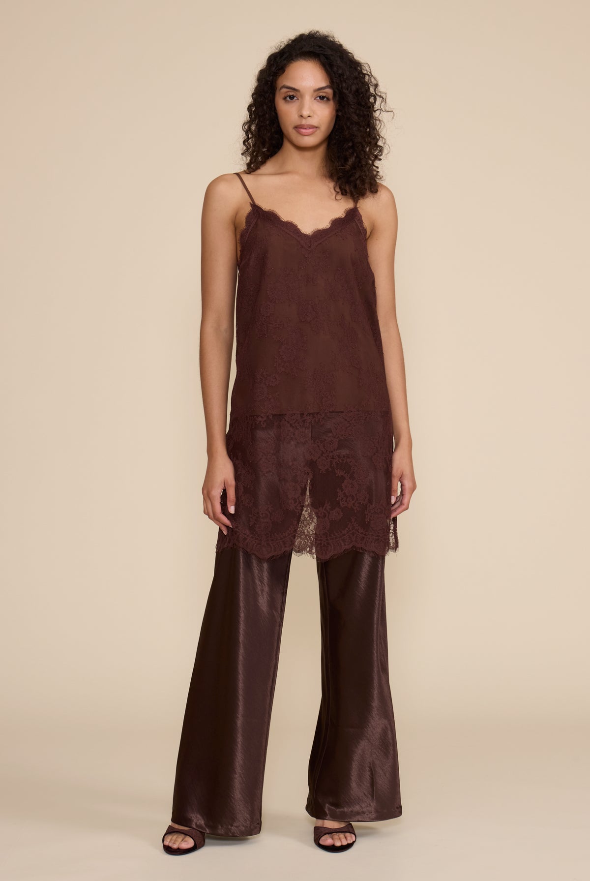 Gabrielle Lace Top in brown featuring all-over floral lace, slim spaghetti straps, a V-neckline, and relaxed silhouette.
