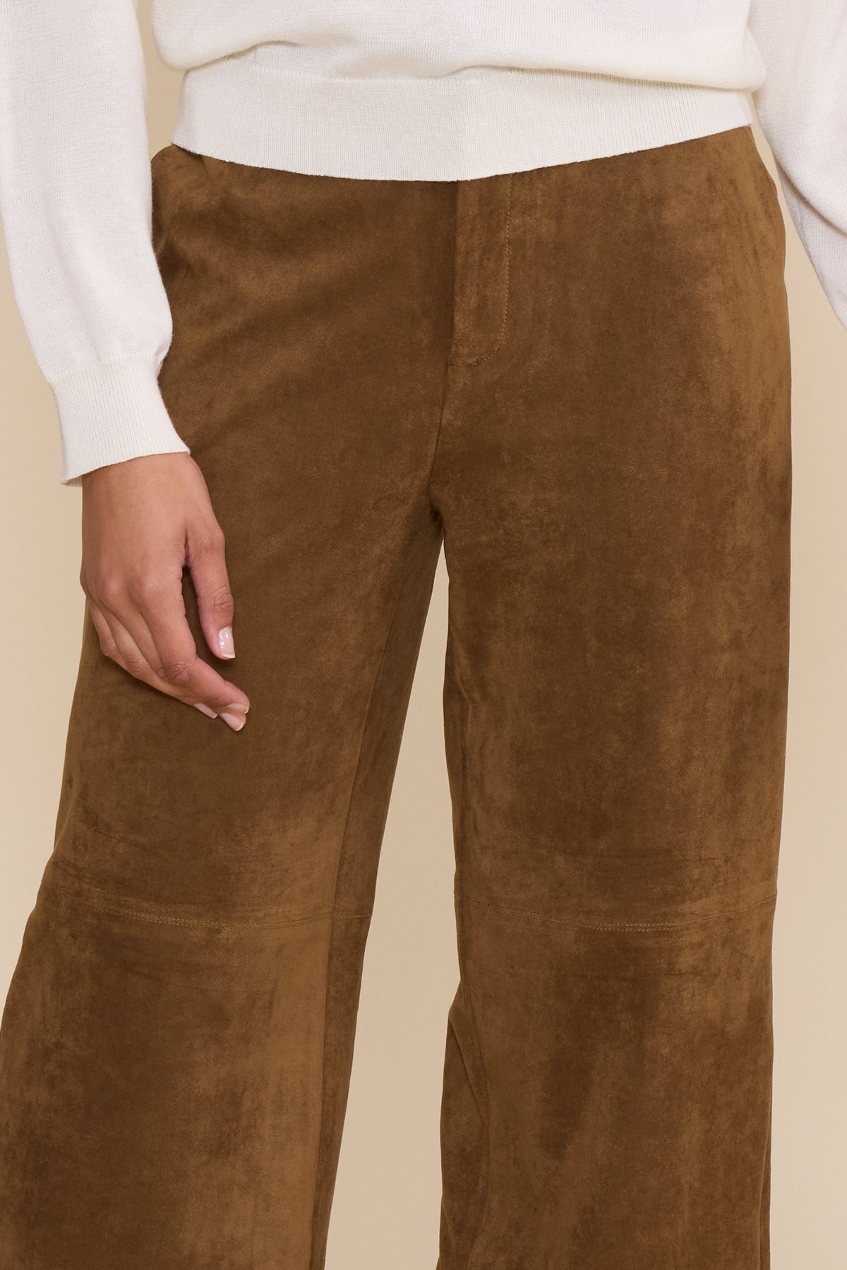 Jessie Cropped Suede Pant in walnut featuring a high-rise waist, cropped wide-leg silhouette, and soft suede-look finish.
