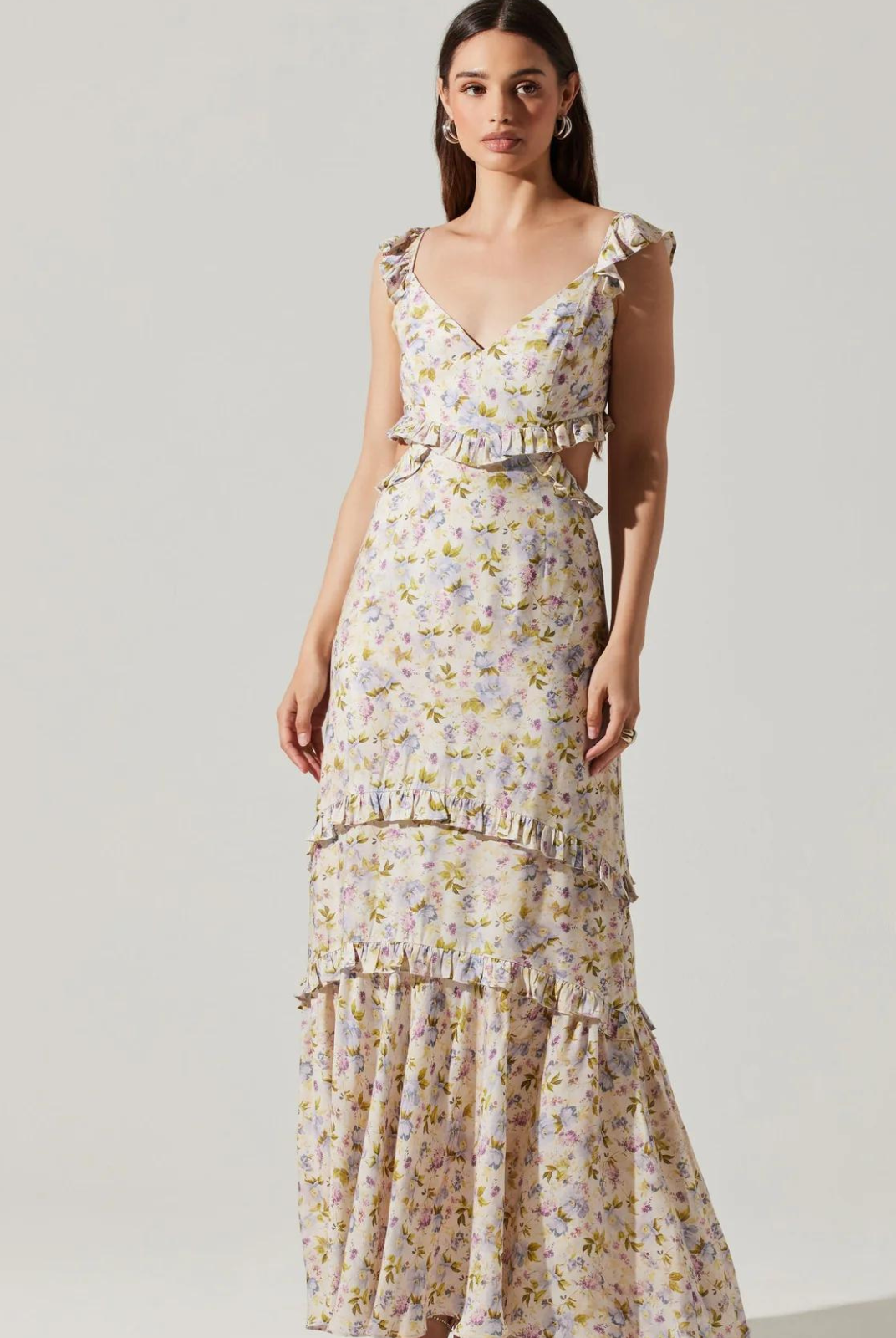 ASTR The Label Cassie Floral Ruffle Maxi Dress. Plunging neckline, ruffle sleeves Cutouts at side, tie back closure, adjustable straps Slight boning at bodice, fully lined, concealed back zipper closure
