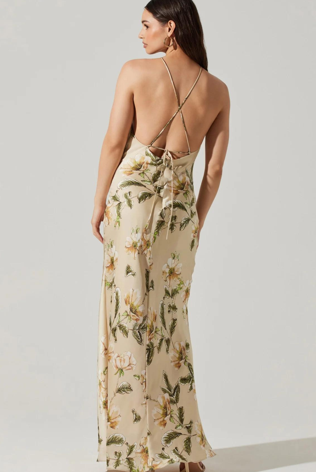 ASTR The Label Elynor Dress. Satin finish, floral print, exaggerated side slit Halter neck, strappy back, concealed back zipper