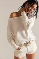 Jess longsleeve white off the shoulder top