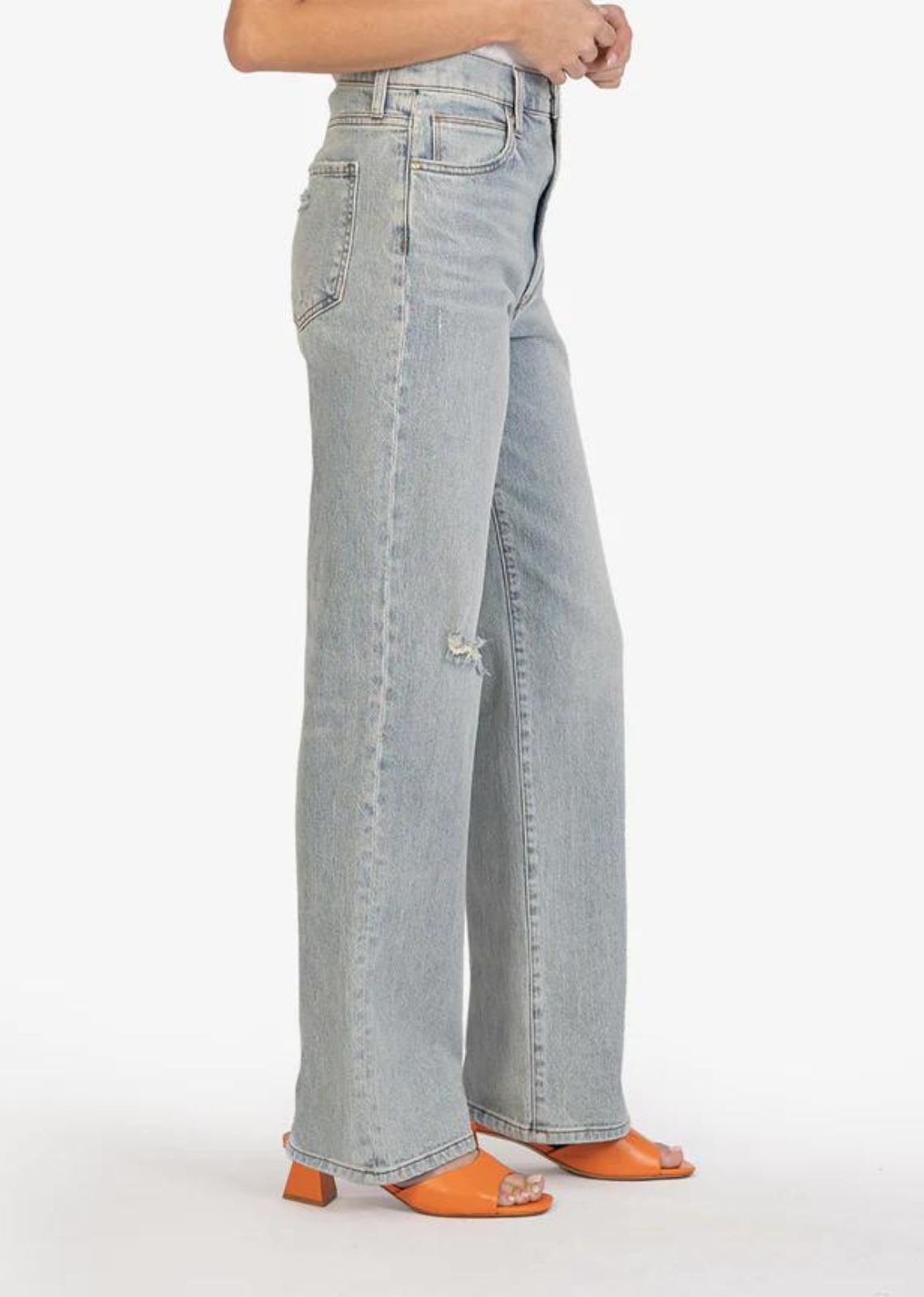 Kut From The Kloth Sienna High Rise Wide Leg - Dedication. Add a throwback vibe to your casual look with full-length wide-leg jeans made from low-stretch denim in a well-loved light wash.