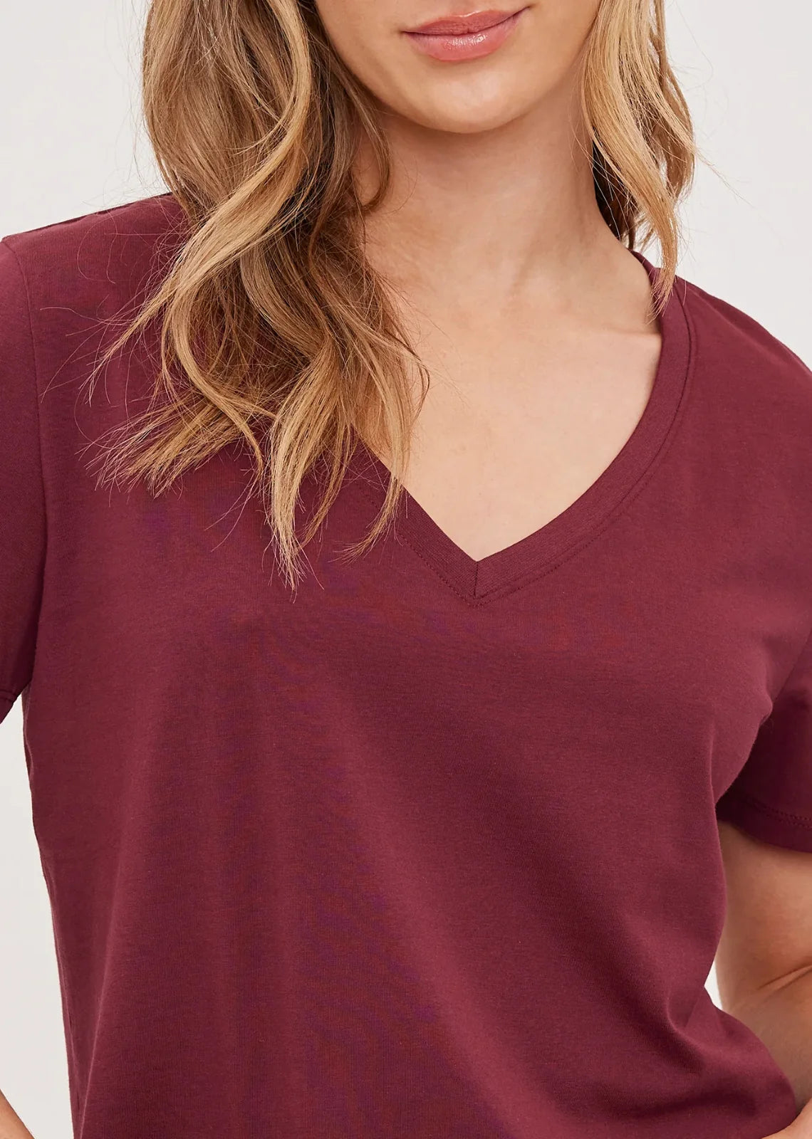 Lucy relaxed-fit V-neck T-shirt in garment-dyed cotton jersey, featuring a classic silhouette with a soft, lived-in look.