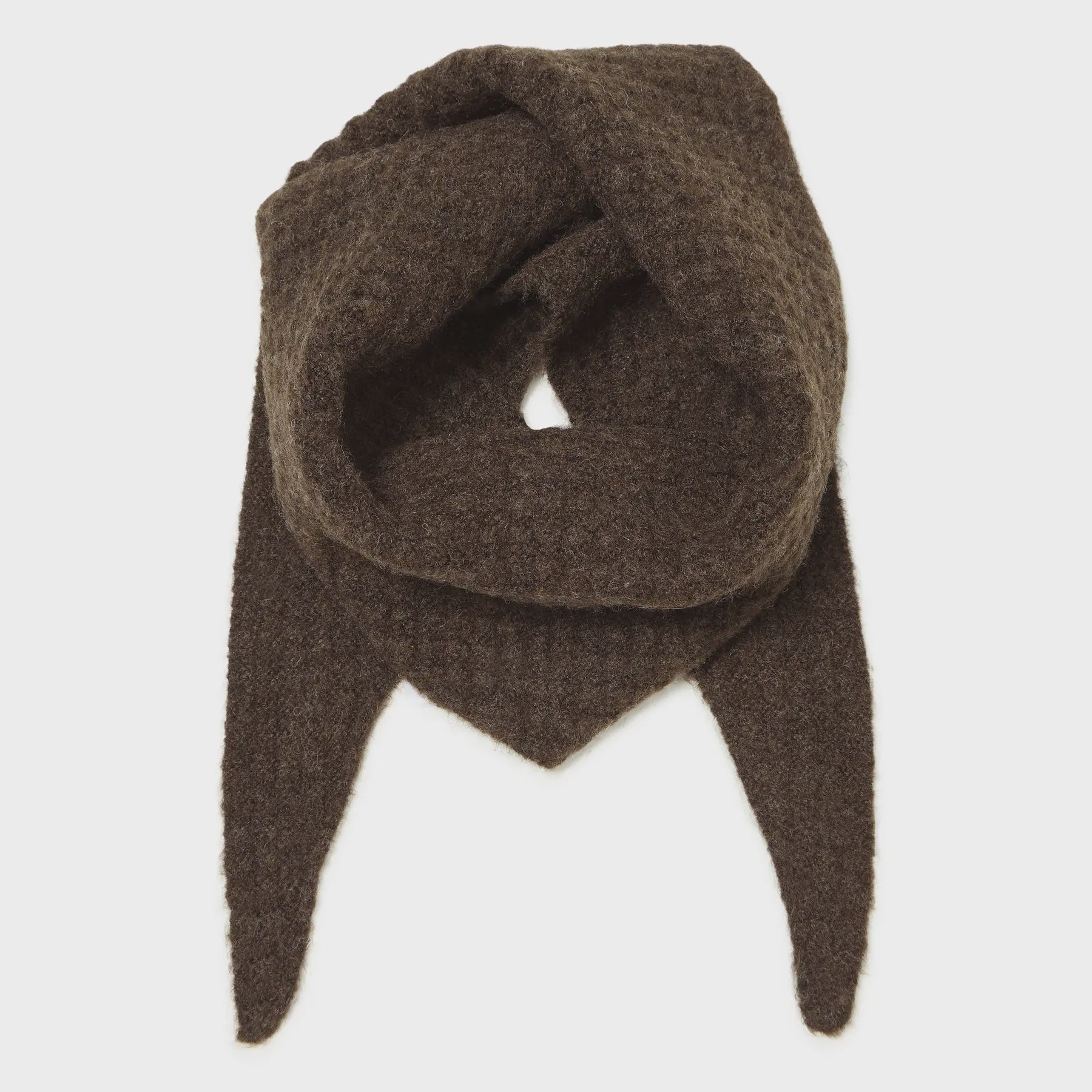 ICHI IAFOLTHEA Scarf in Coffee Bean brown, crafted from soft polyester fabric with a comfortable feel and versatile design for everyday wear.