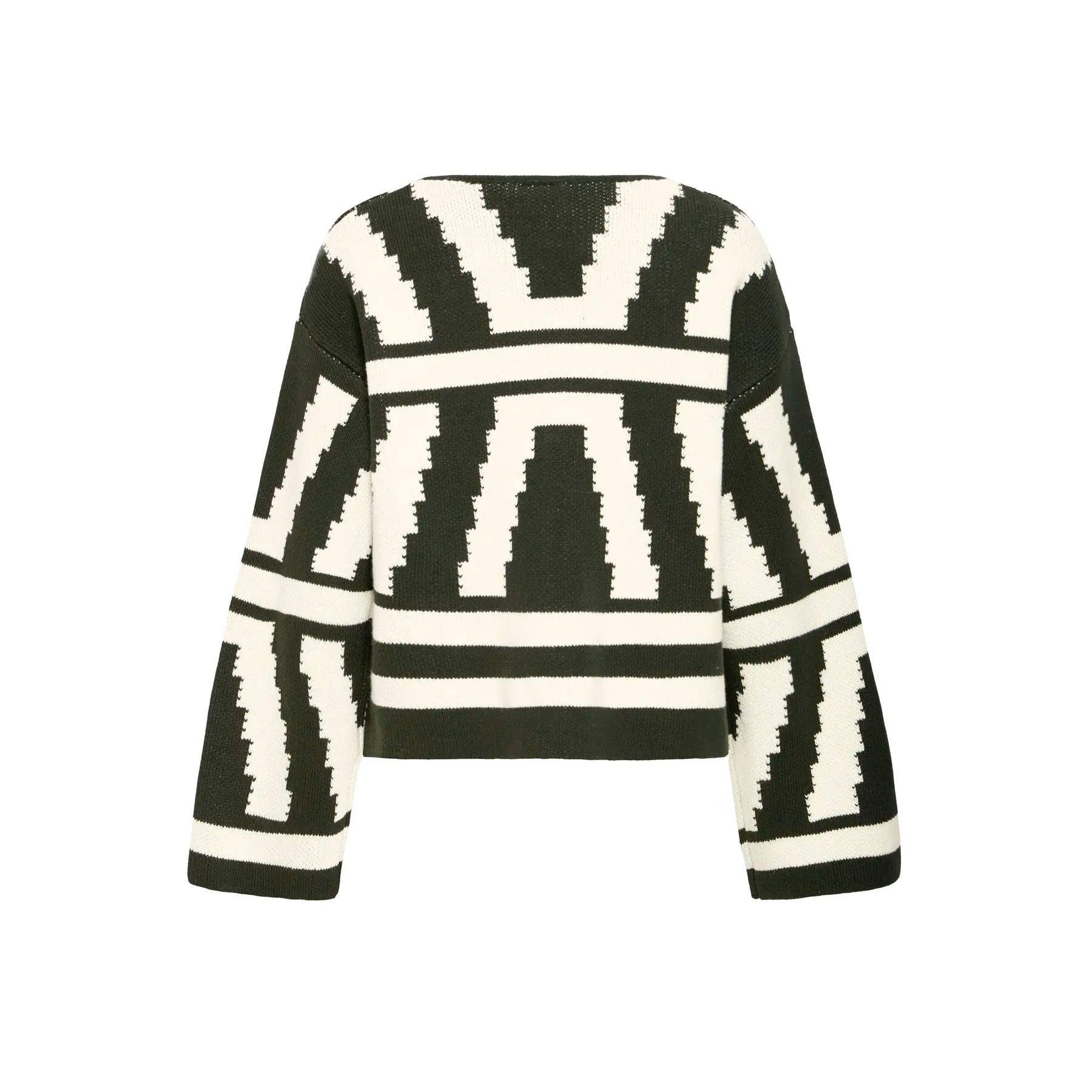 ICHI Ihbelua Cardigan featuring a soft knit texture and flattering silhouette, designed as an easy layering piece for everyday wear.