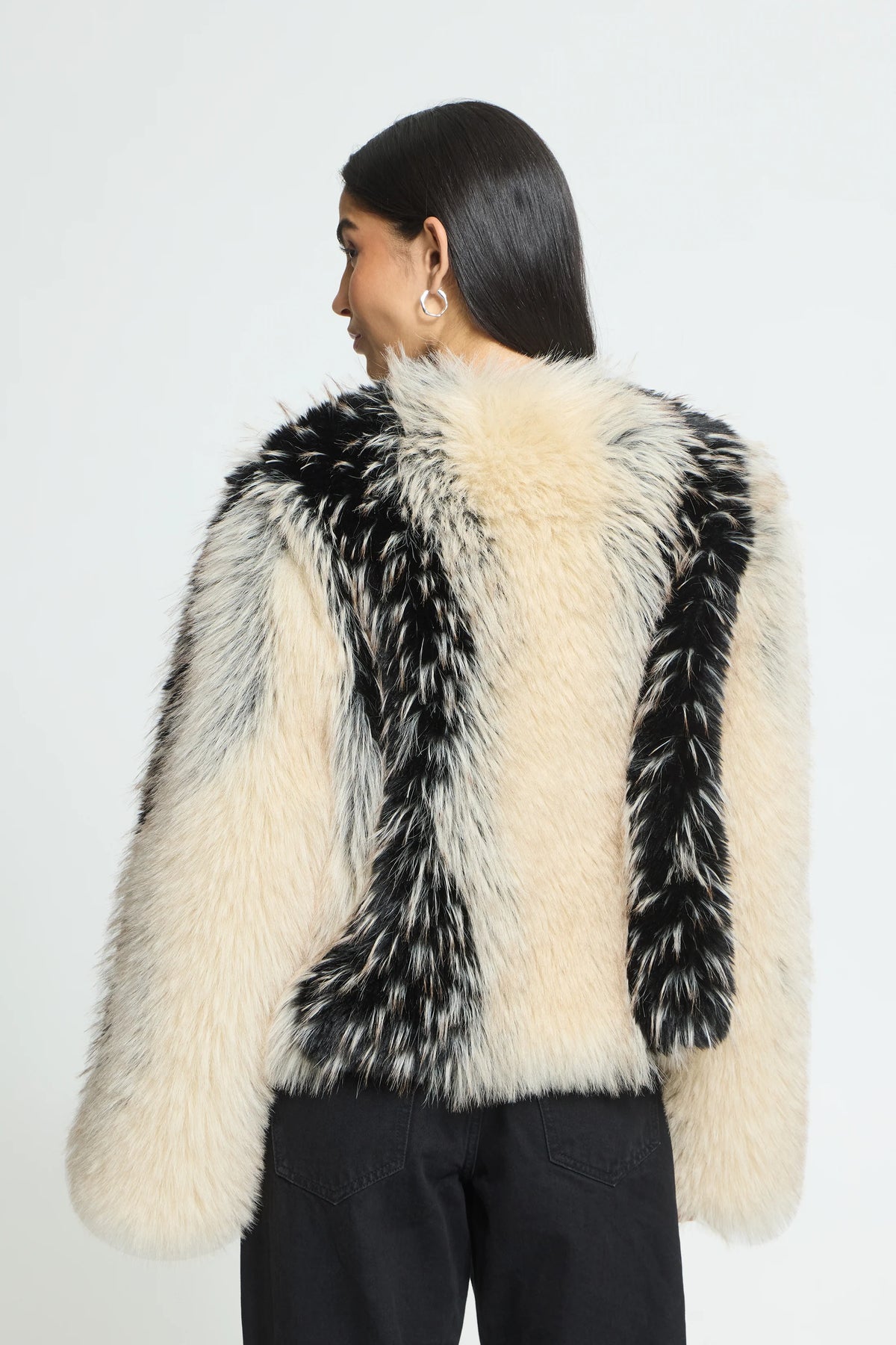 ICHI IHFLAXA Fur Jacket featuring a plush faux-fur texture, cream and black pattern, and relaxed silhouette.