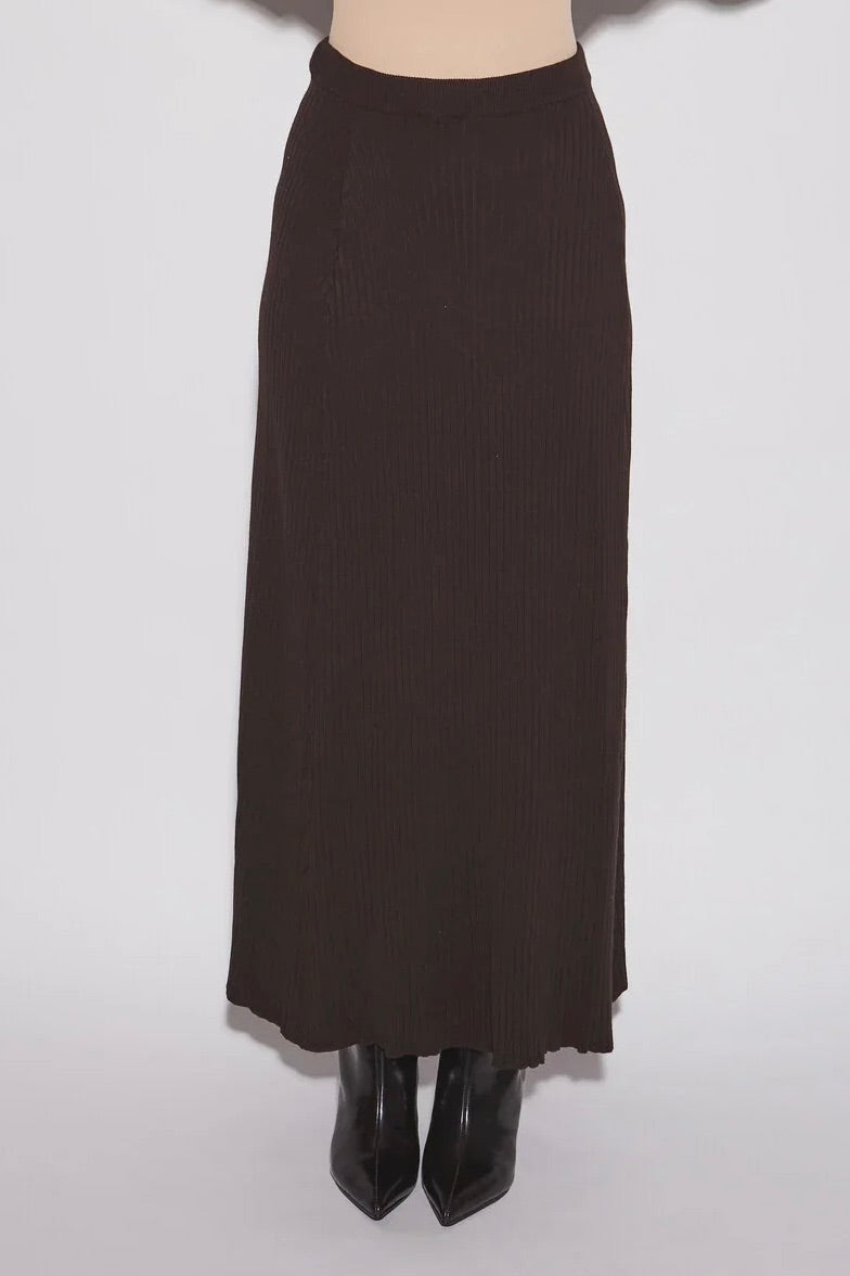 dark brown knit ribbed maxi skirt 