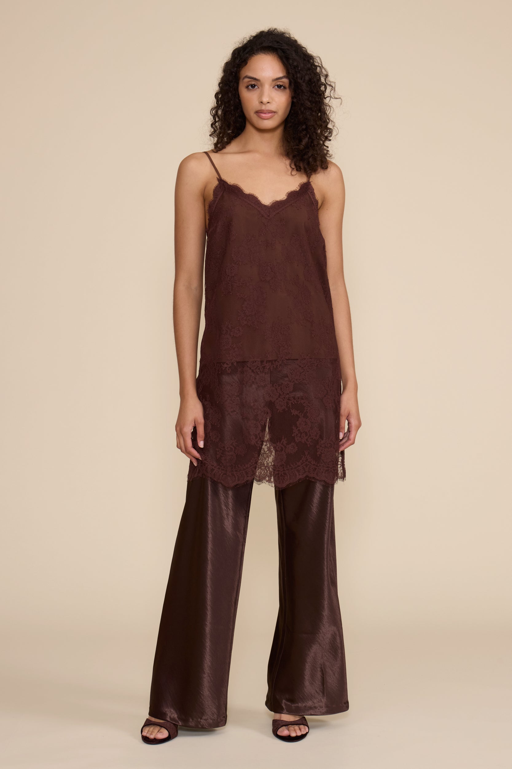 Gabrielle Lace Top in brown featuring all-over floral lace, slim spaghetti straps, a V-neckline, and relaxed silhouette.
