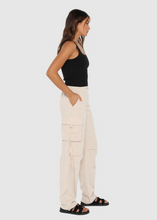 Load image into Gallery viewer, Madison The Label Dean Cargo Pants
