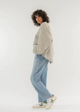 Load image into Gallery viewer, Classic 5 Pocket Road Trip Straight Jean
