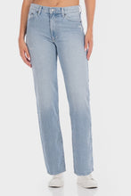 Load image into Gallery viewer, Modern American Doheny High Relaxed Jean

