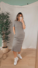 Load image into Gallery viewer, RD Maxi T-Shirt dress
