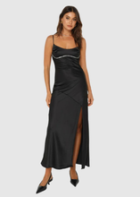 Load image into Gallery viewer, Madison The Label Carli Midi Dress
